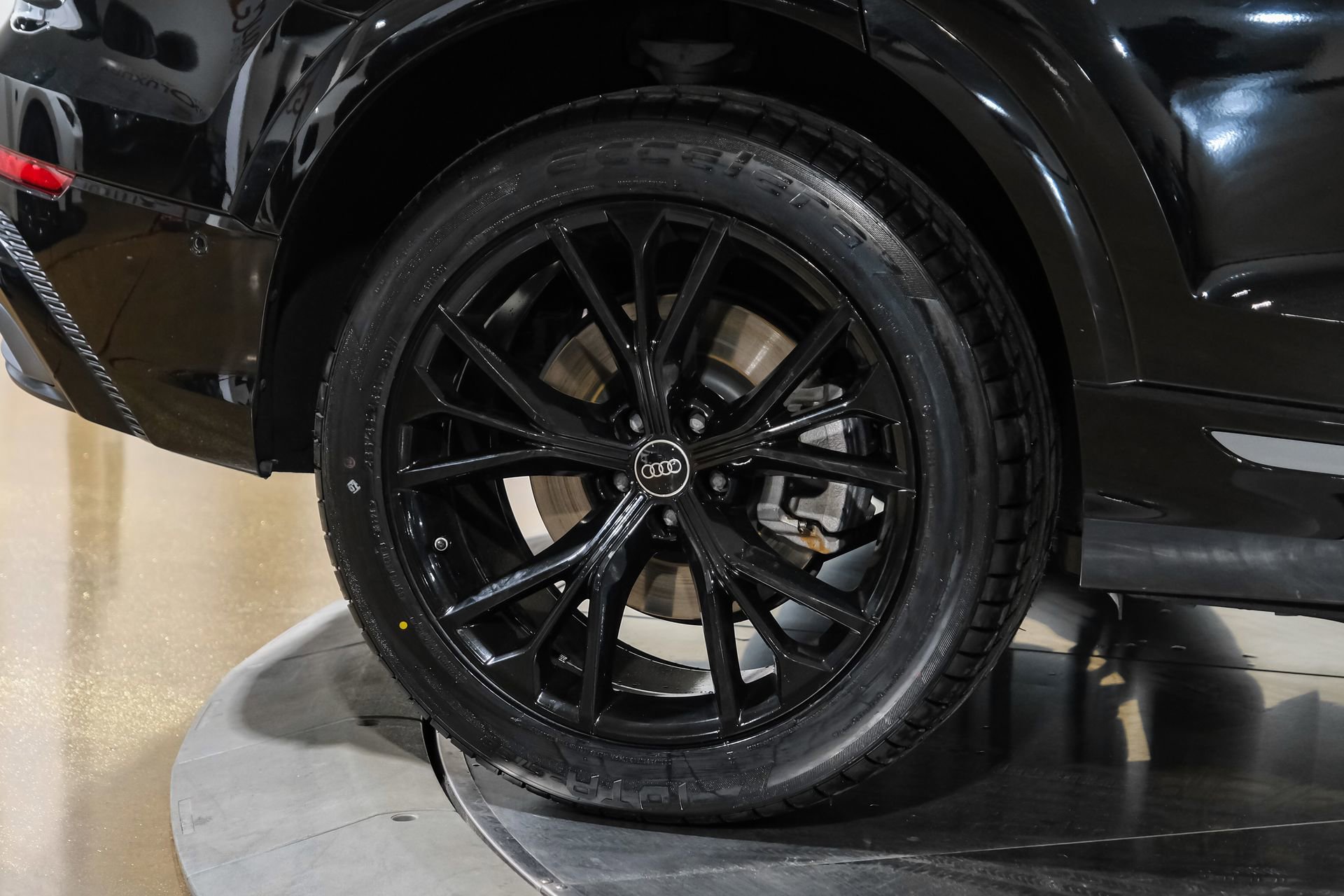 Used 2023 Audi Q8 Premium Plus w/ Premium Plus Package image 59
