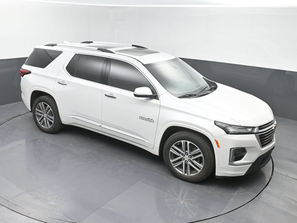 Used 2023 Chevrolet Traverse High Country FWD image 35