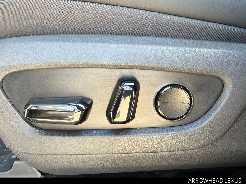 New 2026 Lexus TX 500h AWD image 26