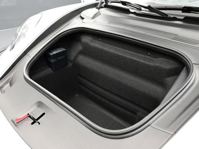 Used 2026 Porsche 911 Carrera 4 GTS AWD/4WD image 17