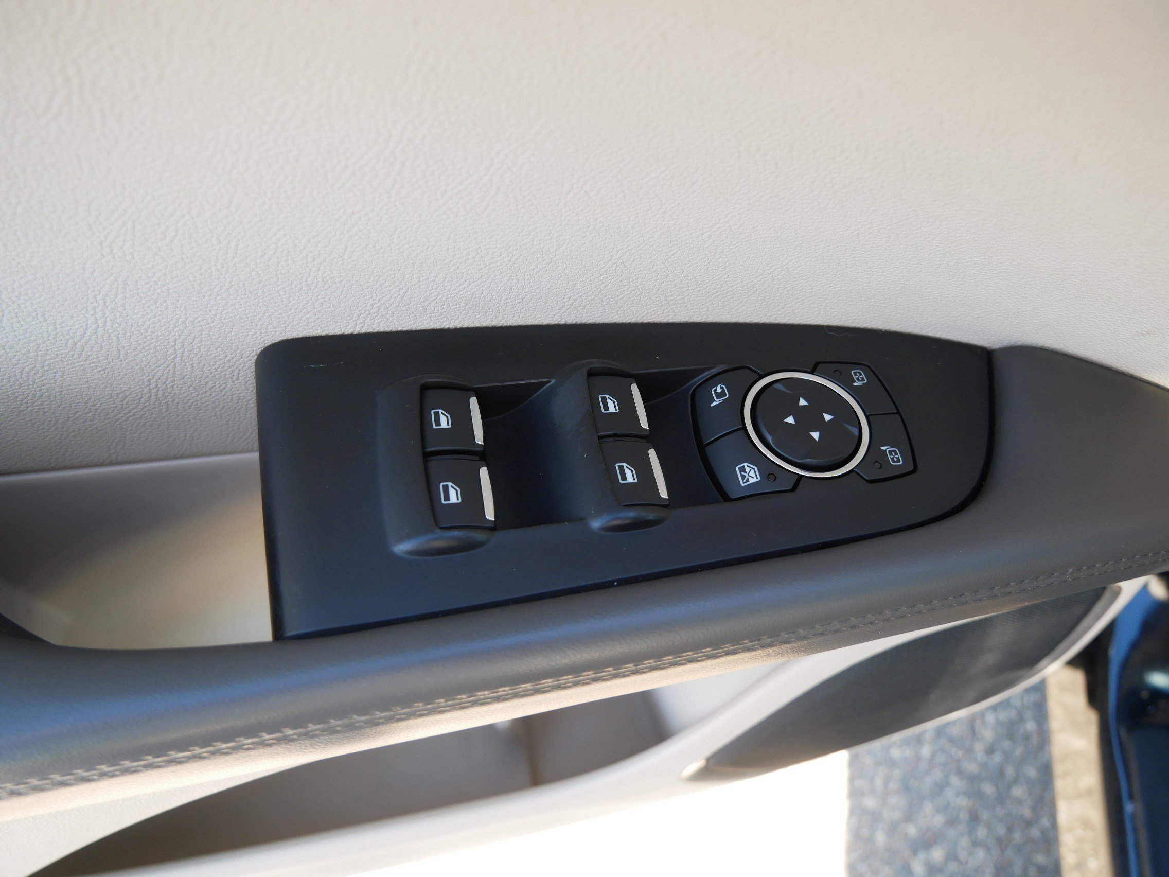 Used 2020 Lincoln Nautilus Reserve w/ Equipment Group 201A image 20