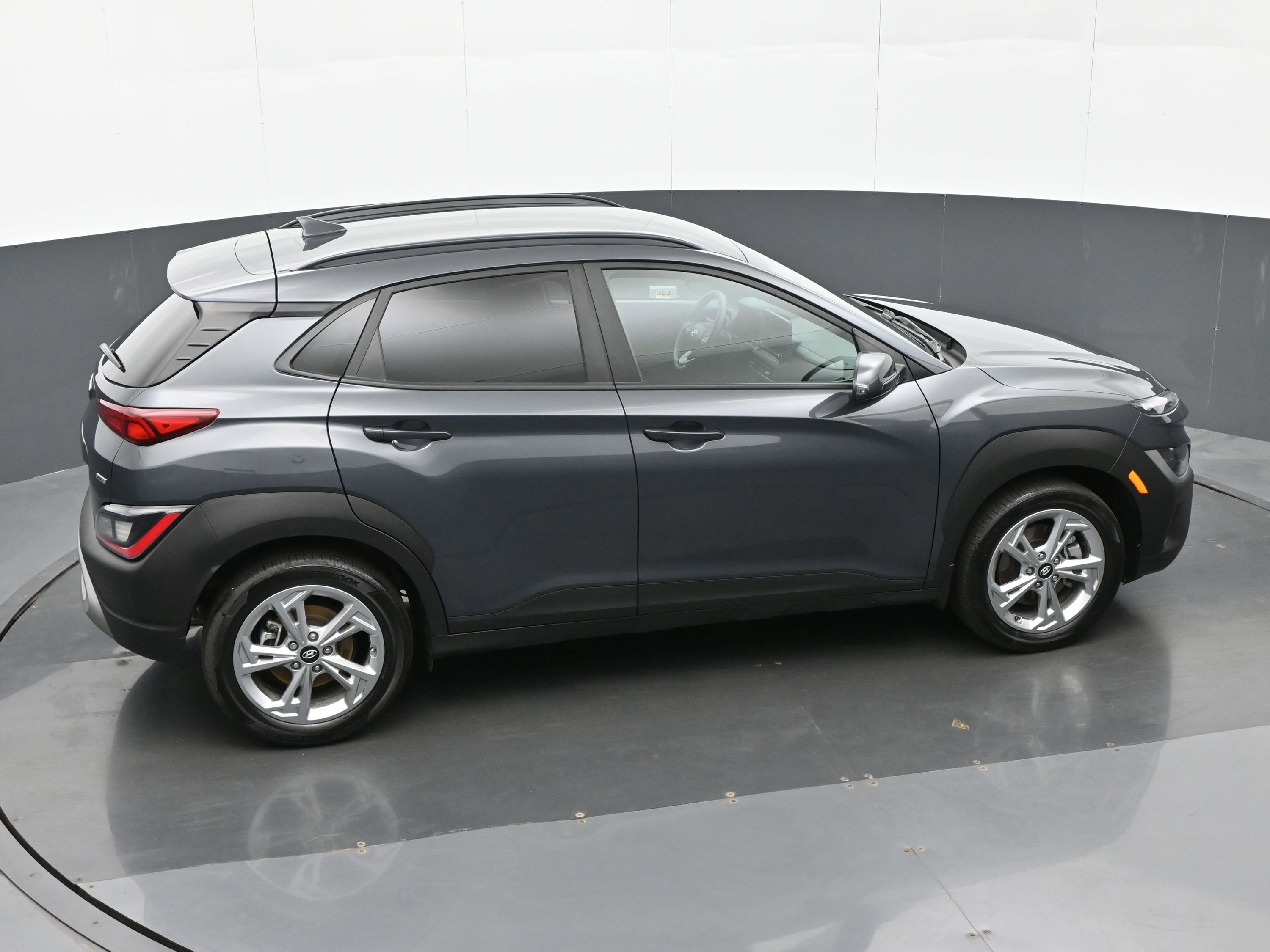 Used 2022 Hyundai Kona SEL image 32