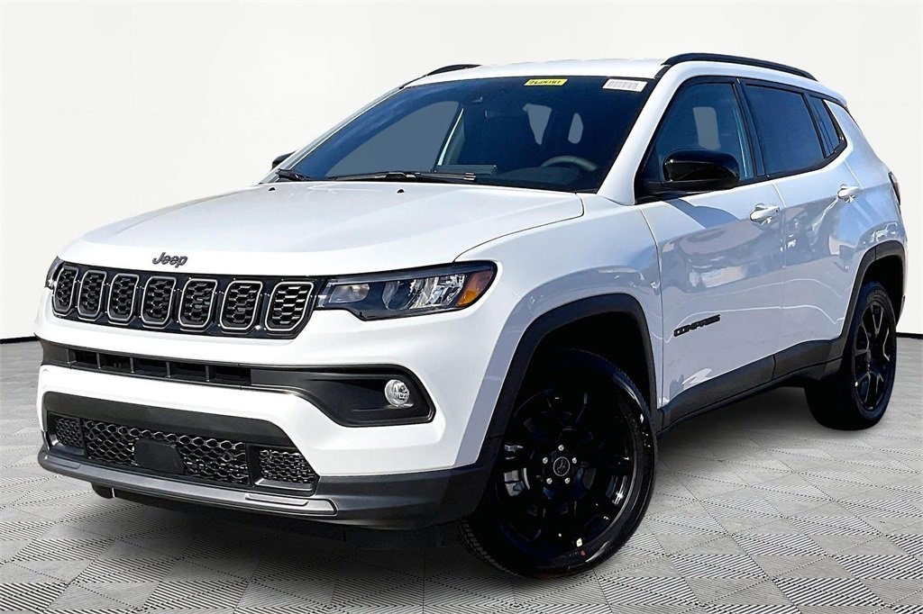 New 2026 Jeep Compass Latitude image 2
