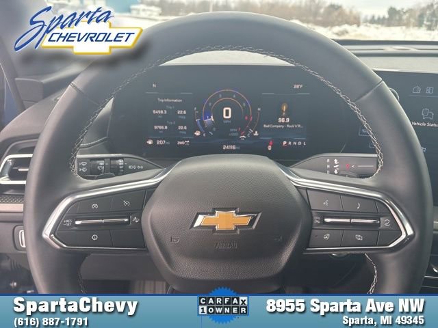Used 2025 Chevrolet Traverse LT image 12