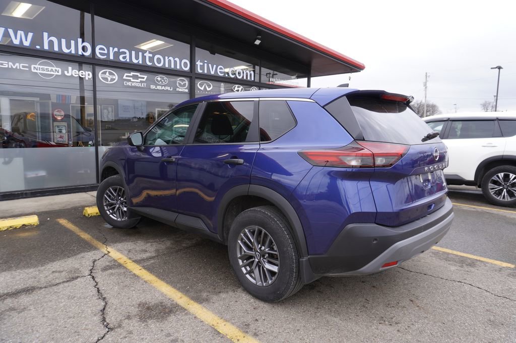 Used 2023 Nissan Rogue S image 5