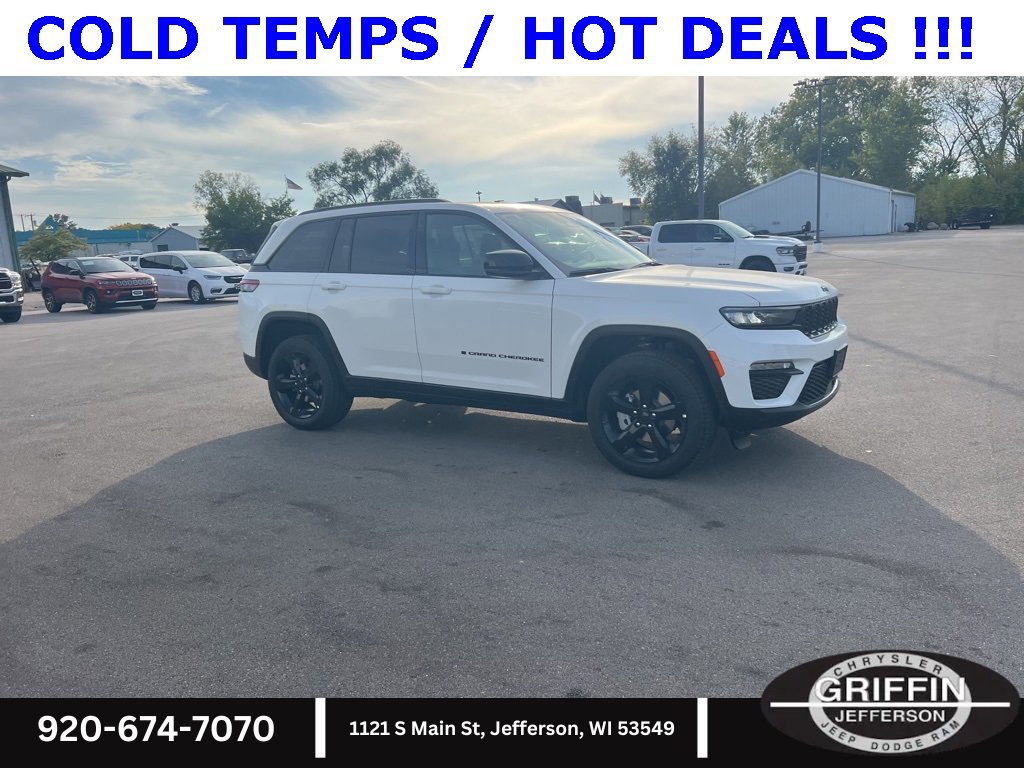 New 2025 Jeep Grand Cherokee Limited w/ Black Appearance Package image 8