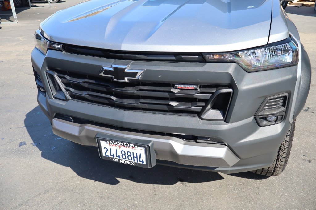Used 2025 Chevrolet Colorado Trail Boss AWD/4WD image 9
