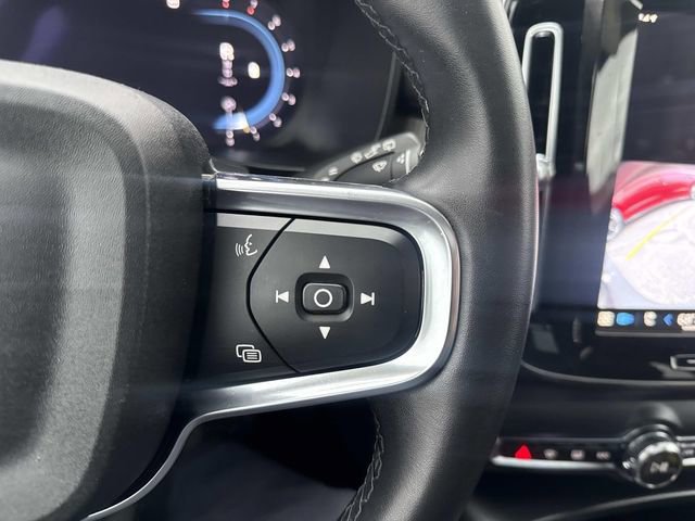 Used 2023 Volvo XC40 B5 Plus w/ Driver Assist Package image 32