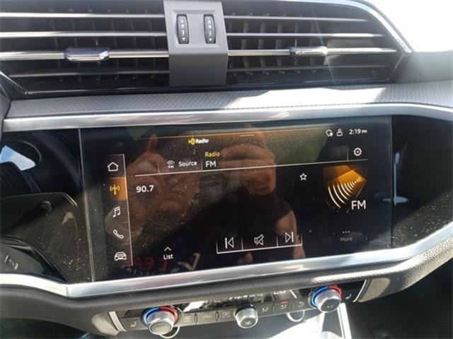 Used 2023 Audi Q3 2.0T Premium image 46