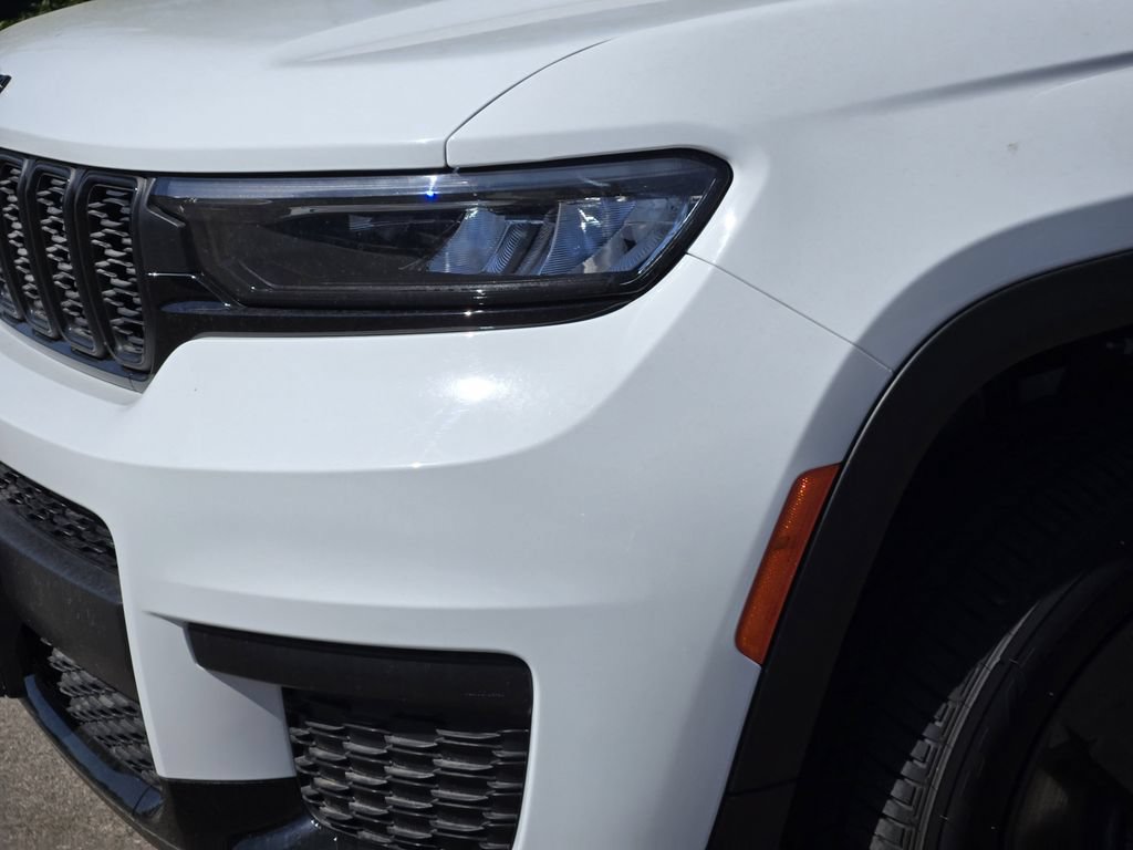 New 2025 Jeep Grand Cherokee L Laredo AWD/4WD image 5
