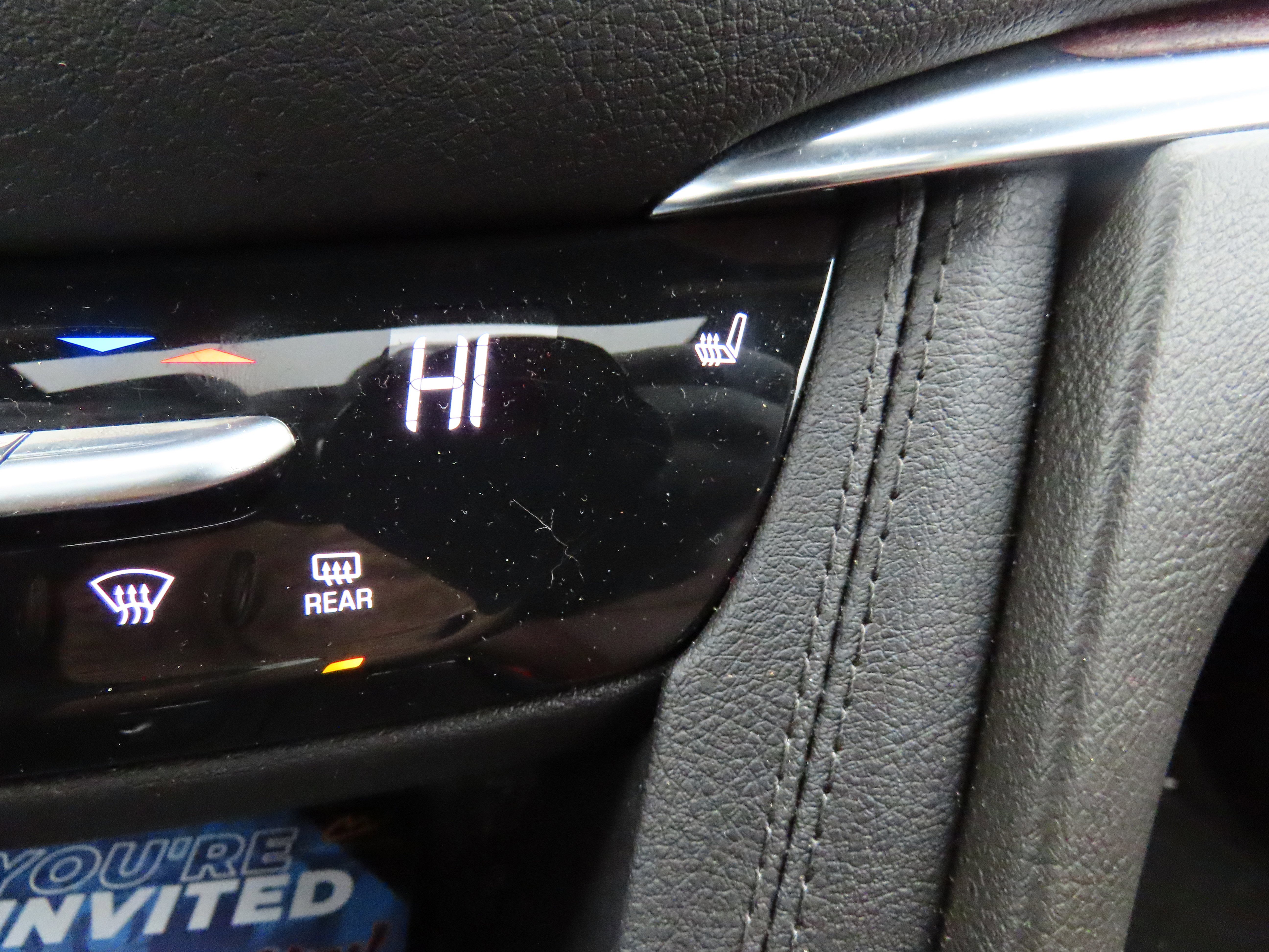 Used 2022 Cadillac XT5 Premium Luxury w/ Technology Package image 32