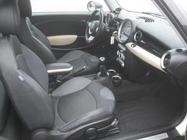 Used 2010 MINI Cooper Clubman Hardtop image 12