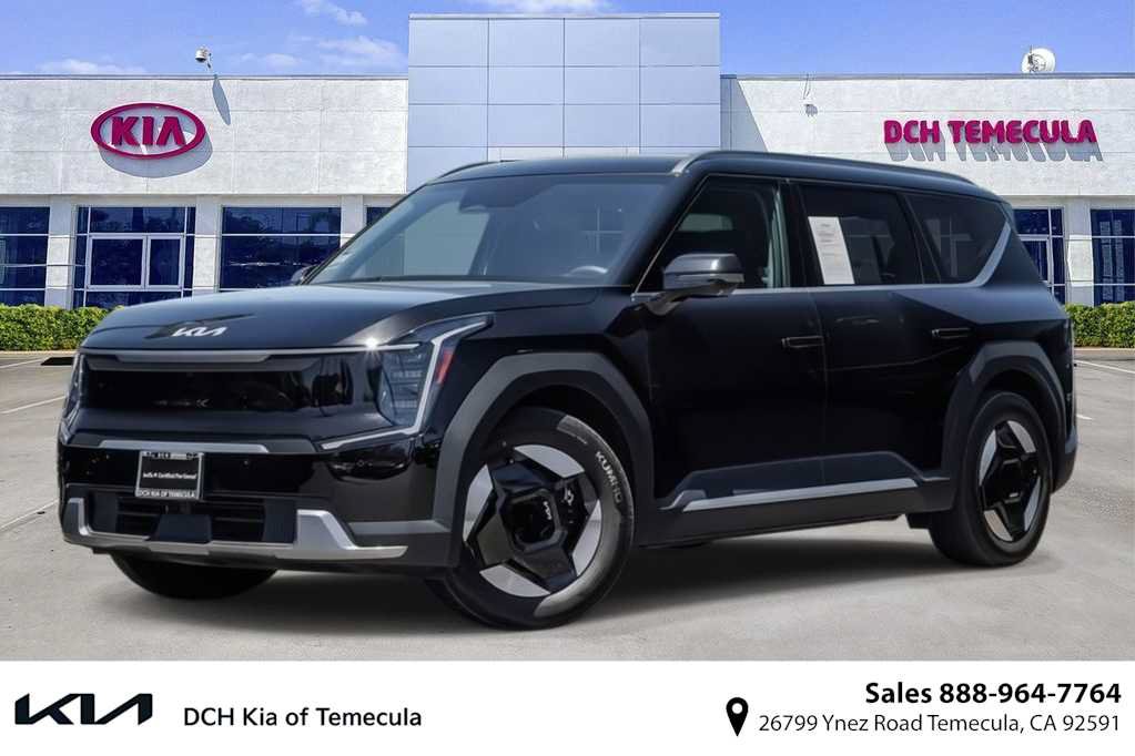 Certified 2024 Kia EV9 Wind AWD/4WD image 1