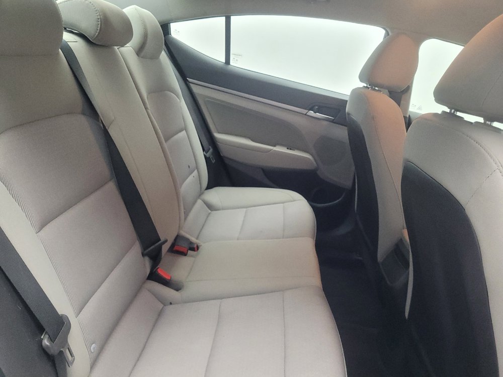 Used 2018 Hyundai Elantra SEL FWD image 19
