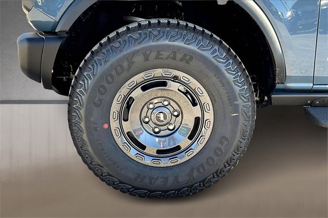 New 2025 Ford Bronco Badlands image 12