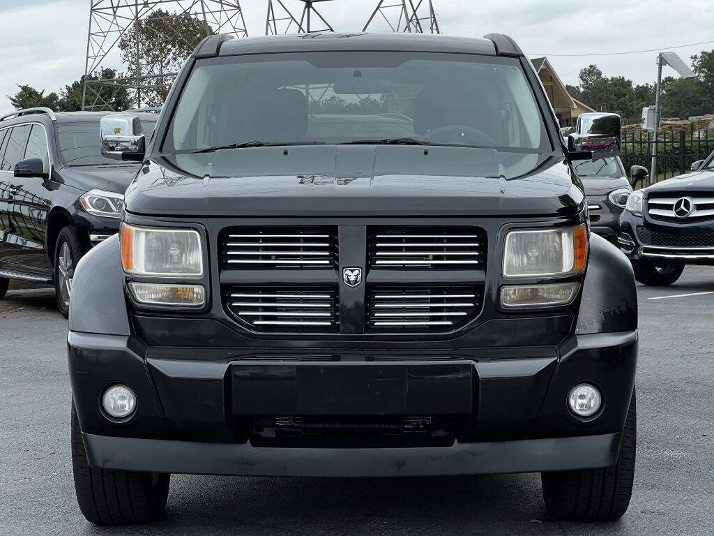 Used 2011 Dodge Nitro Heat image 2