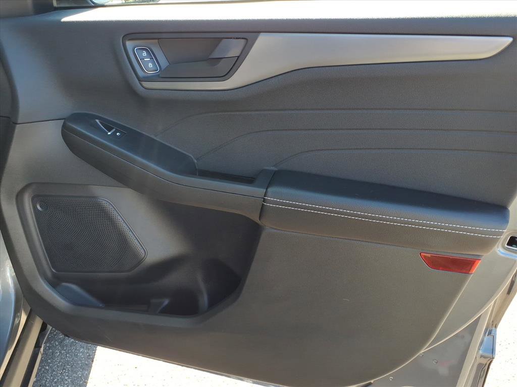 Used 2023 Ford Escape Active w/ Tech Pack #1 image 8