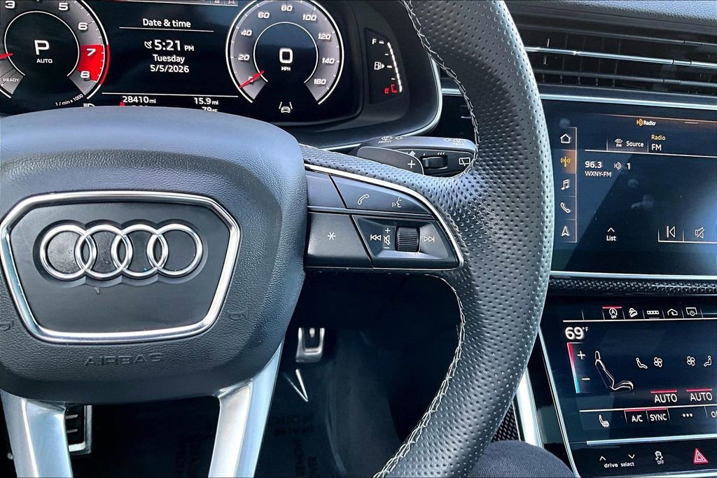 Used 2023 Audi SQ7 Premium Plus AWD/4WD image 12