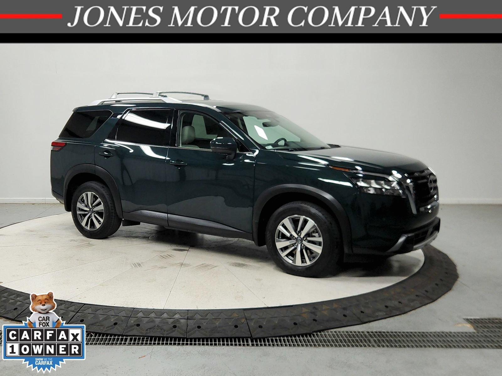 Used 2025 Nissan Pathfinder SL