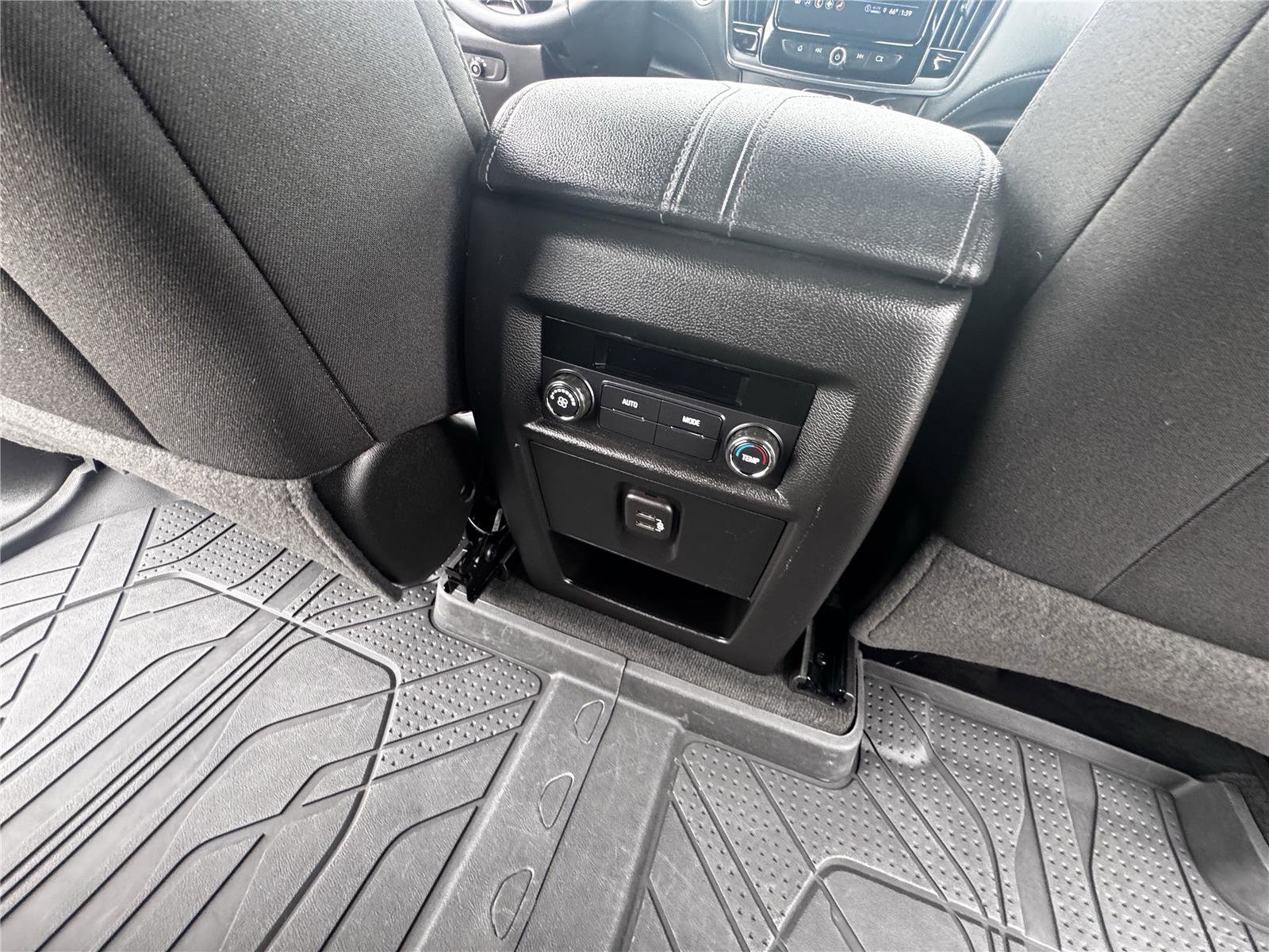 Used 2023 Chevrolet Traverse LT w/ LPO, Floor Liner Package image 12
