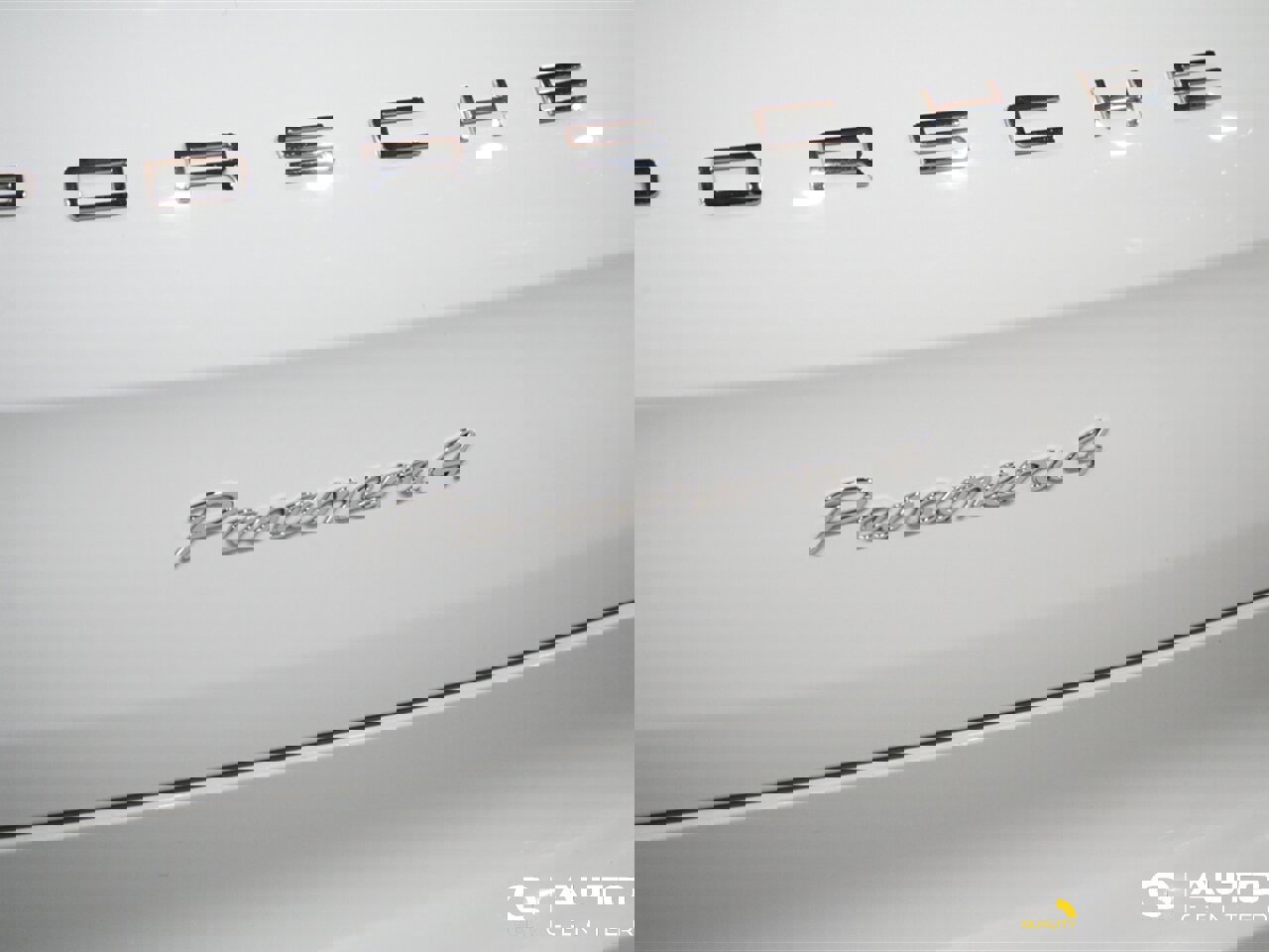 Used 2014 Porsche Panamera 4 image 7