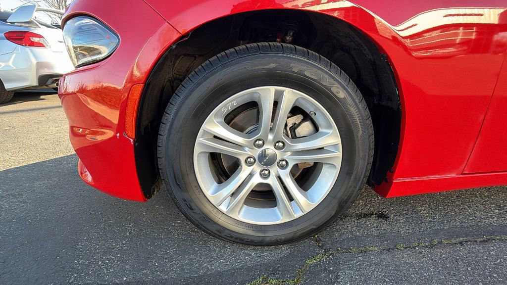Used 2022 Dodge Charger SXT image 10
