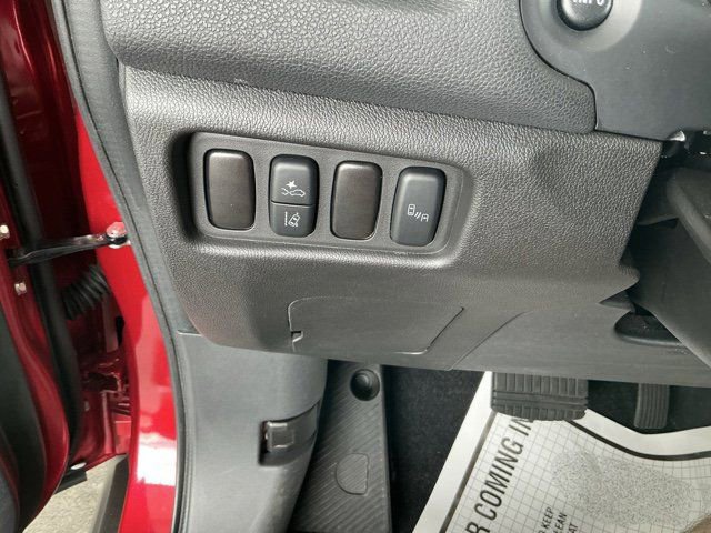 Used 2025 Mitsubishi Outlander Sport SE image 21