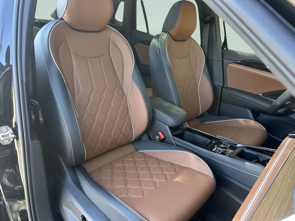 New 2026 Volkswagen Tiguan SEL R-Line image 26