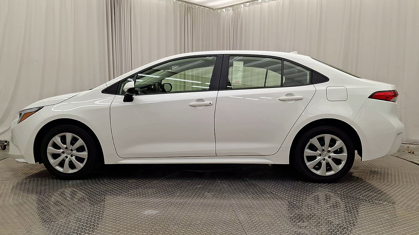 Certified 2025 Toyota Corolla LE FWD image 12