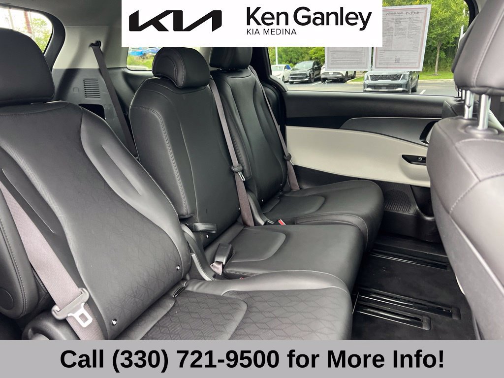 Certified 2024 Kia Carnival LX FWD image 51