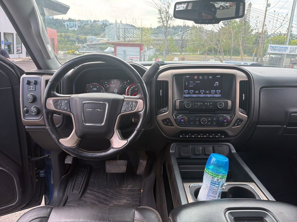 Used 2016 GMC Sierra 2500 Denali w/ Driver Alert Package AWD/4WD image 10