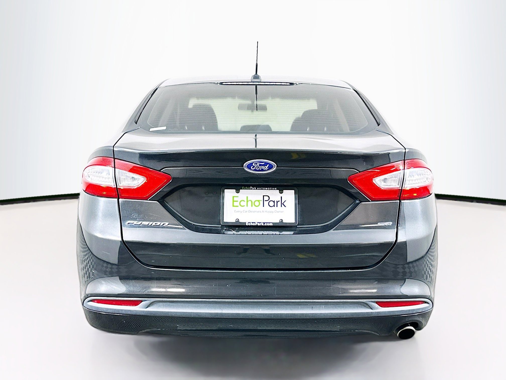Used 2014 Ford Fusion SE image 7
