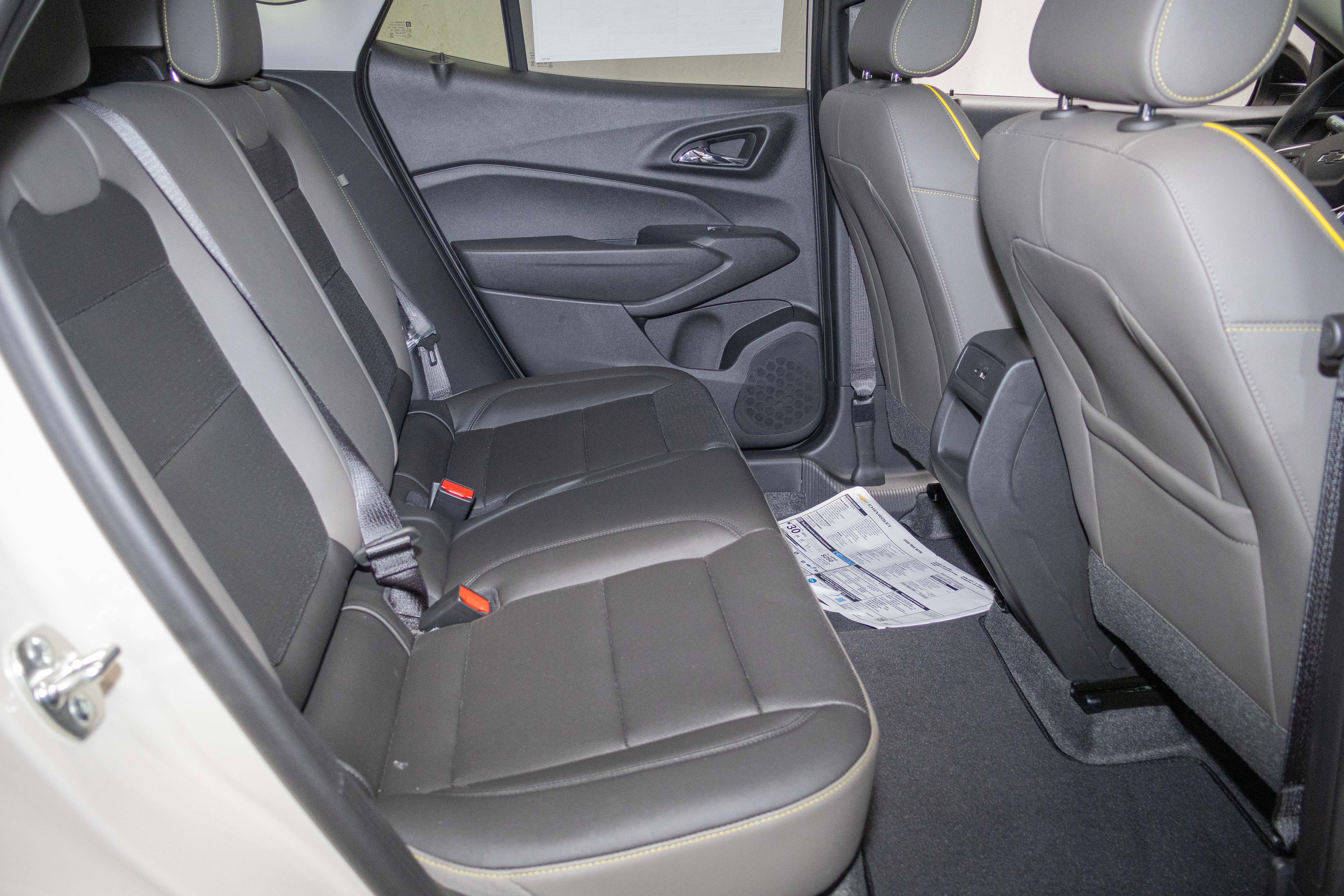 New 2026 Chevrolet Trax ACTIV w/ Driver Confidence Package FWD image 12