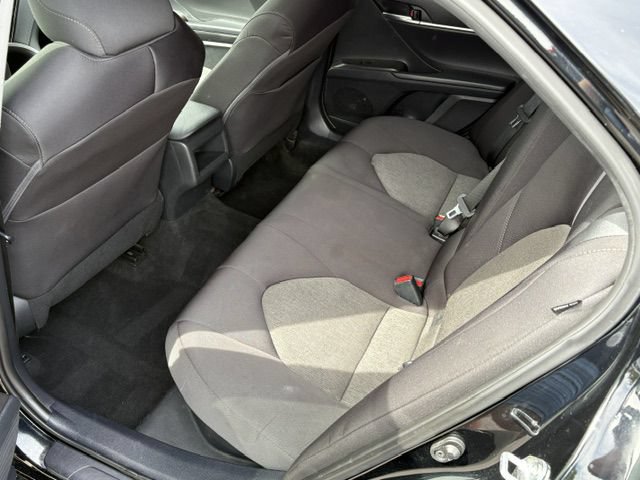 Used 2022 Toyota Camry LE FWD image 14