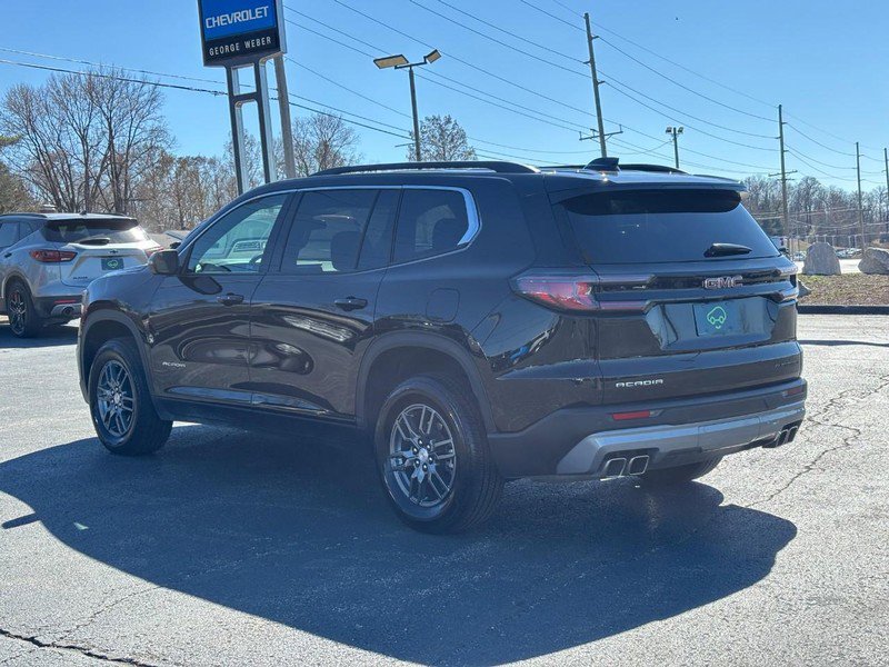 Used 2025 GMC Acadia Elevation image 3