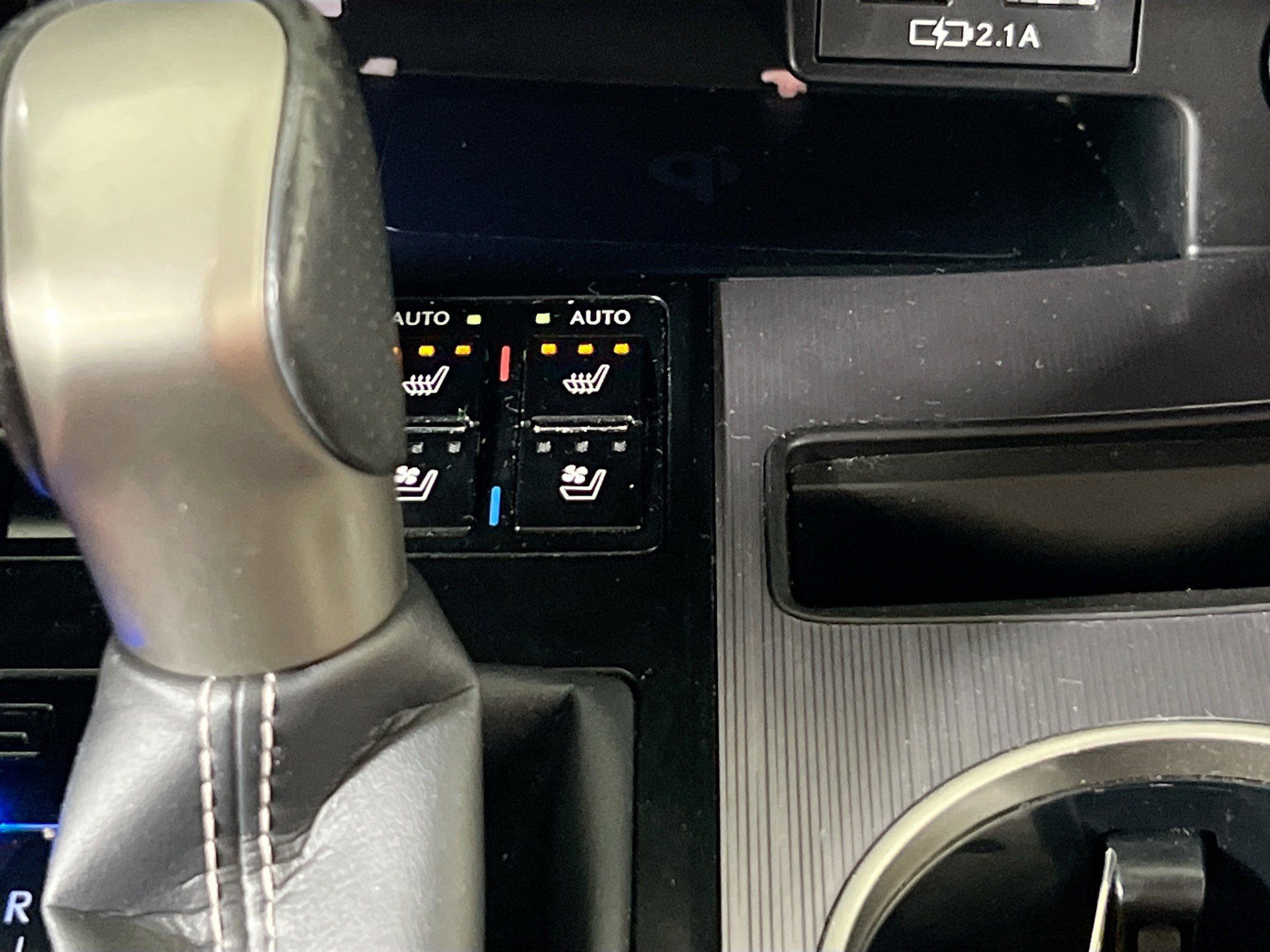 Used 2022 Lexus RX 350 F Sport w/ Accessory Package image 19