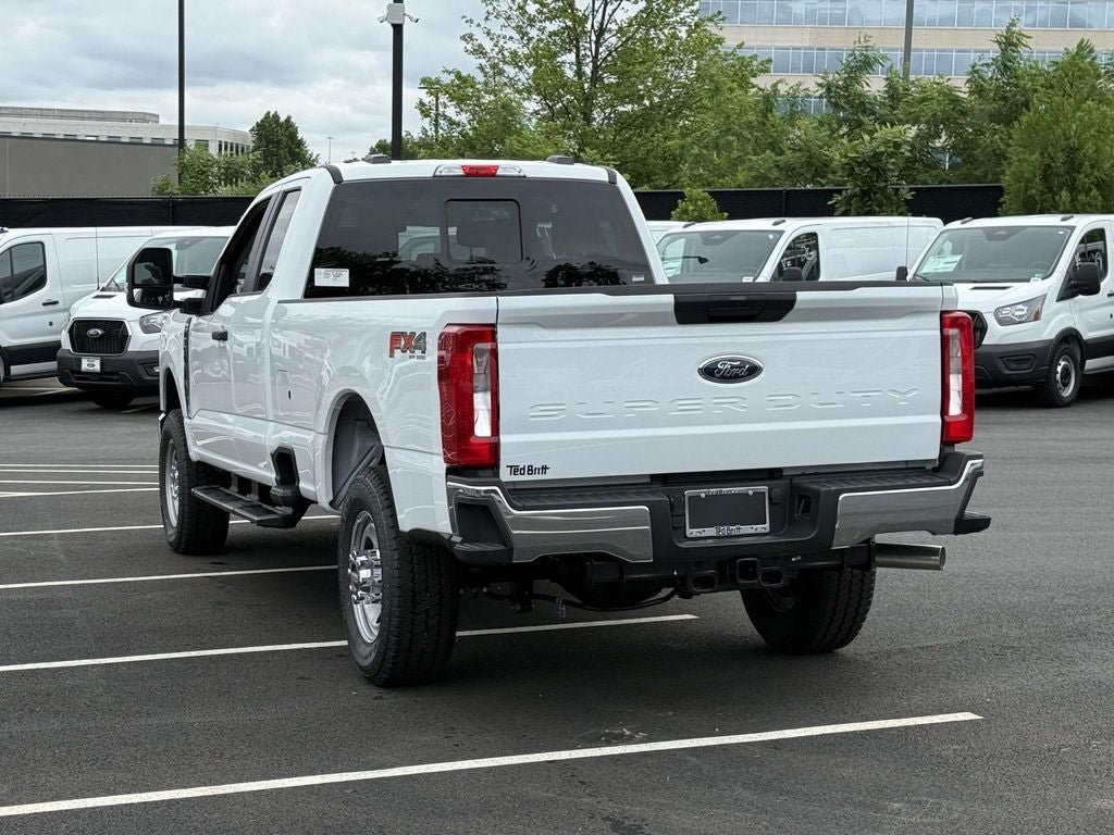 New 2026 Ford F350 XL w/ FX4 Off-Road Package AWD/4WD image 4