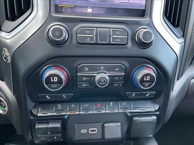 Used 2019 Chevrolet Silverado 1500 RST image 24