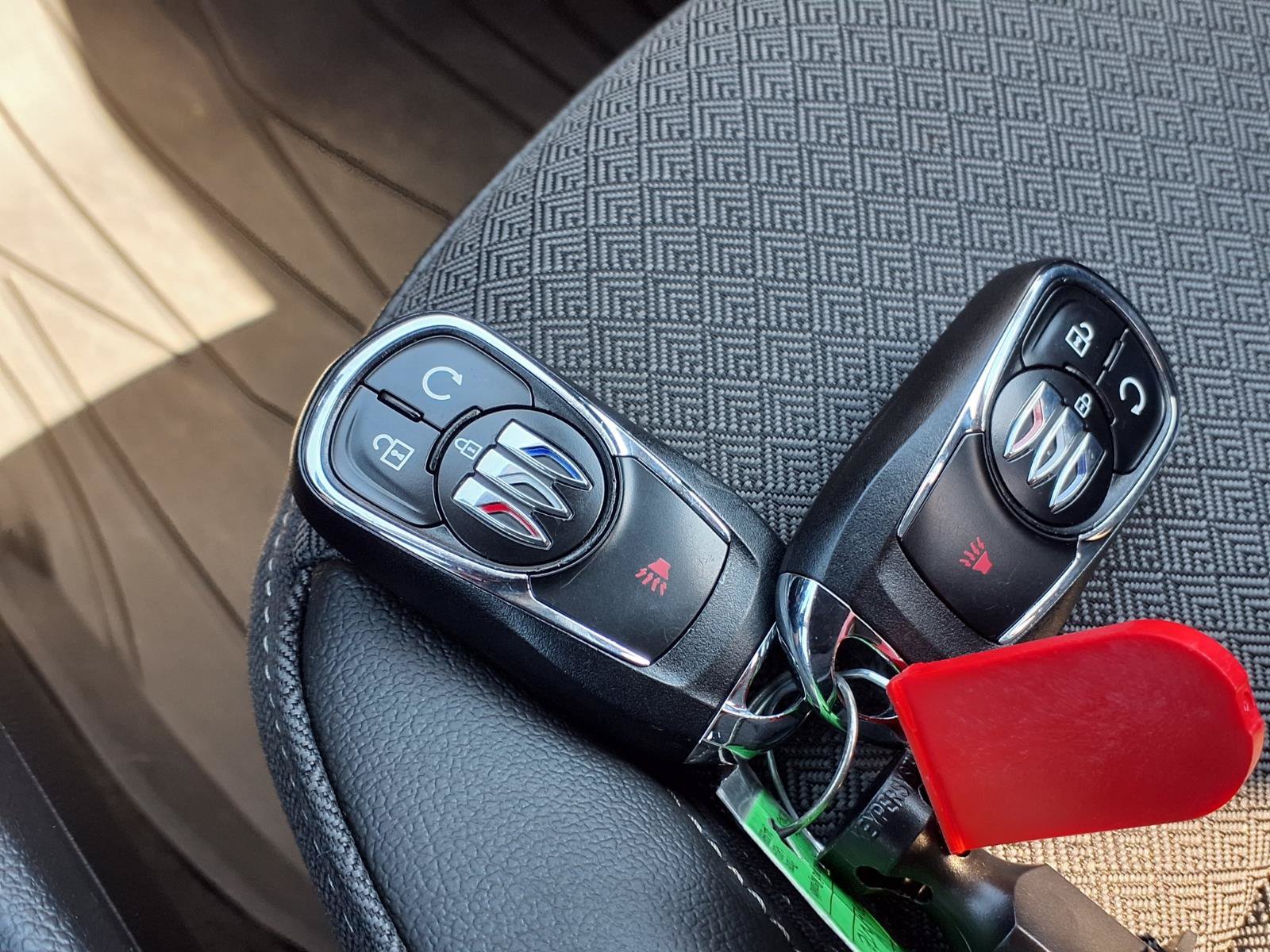 Used 2025 Buick Encore GX Preferred FWD image 18
