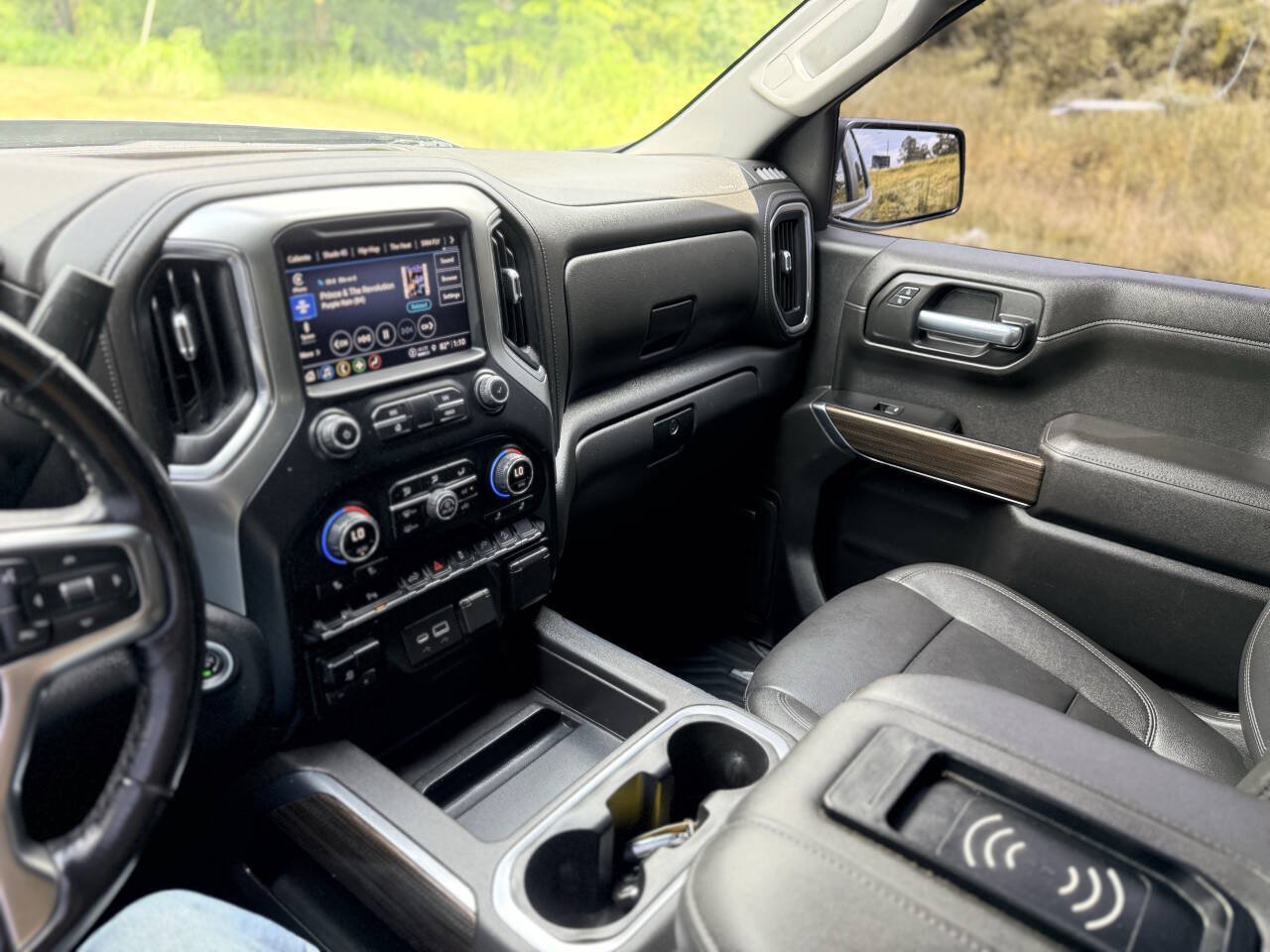 Used 2022 Chevrolet Silverado 1500 LT Trail Boss w/ LT Trail Boss Premium Package AWD/4WD image 14