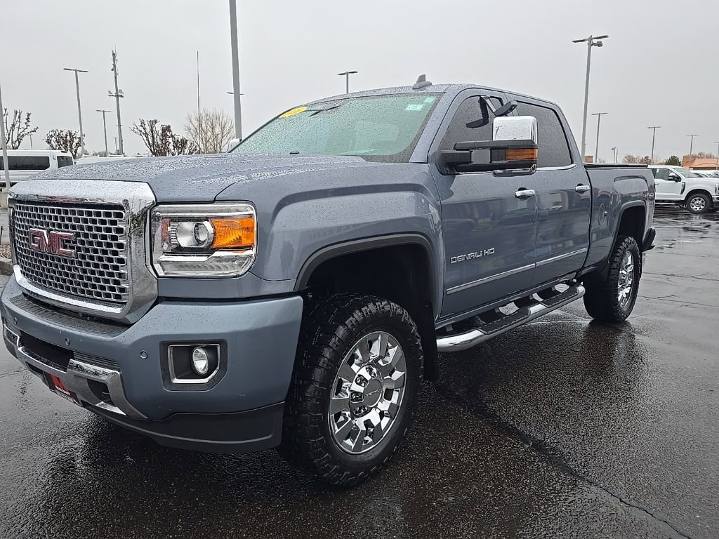 Used 2016 GMC Sierra 2500 Denali w/ Driver Alert Package image 7