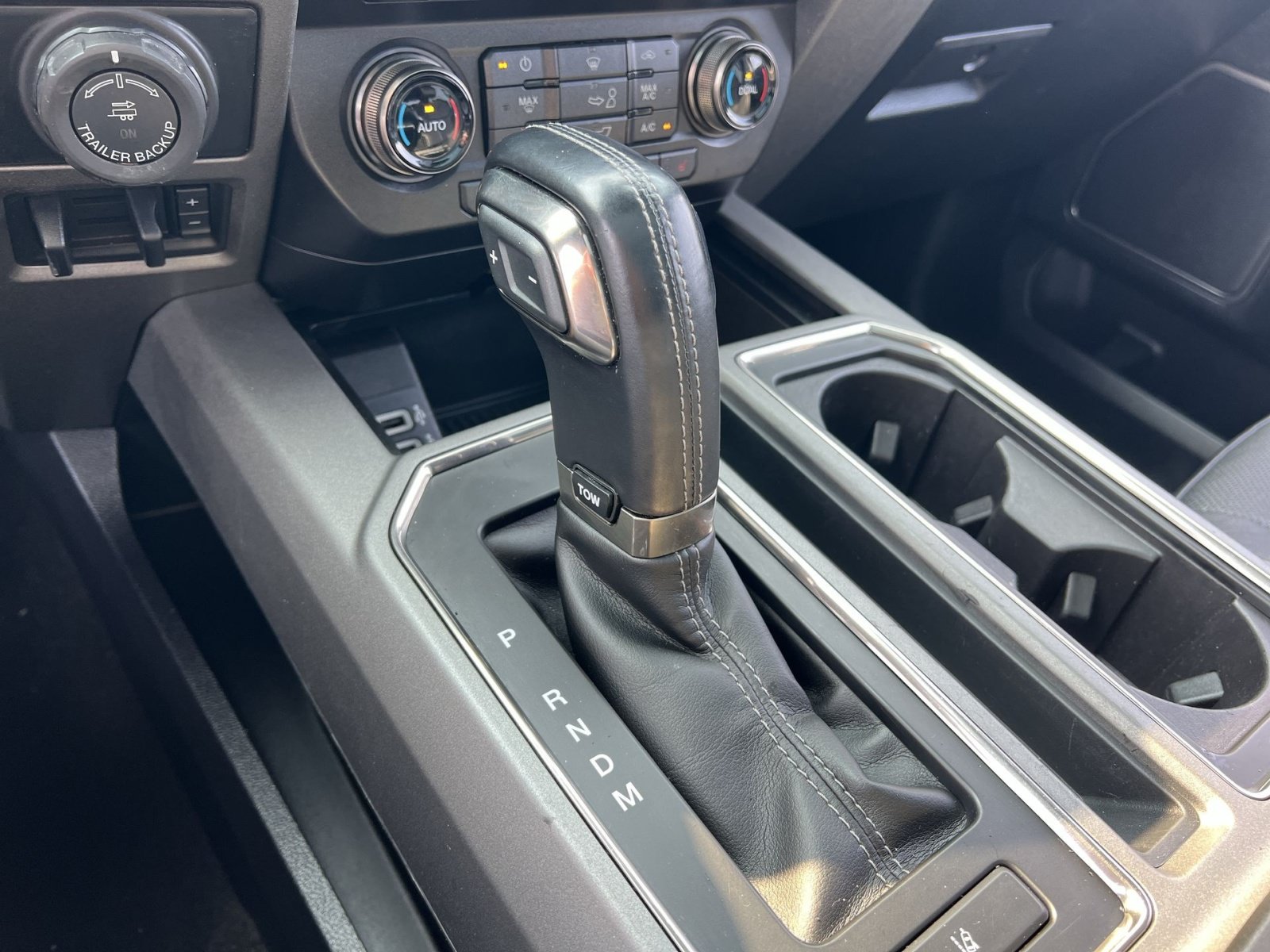 Used 2018 Ford F150 Raptor w/ Equipment Group 802A Luxury AWD/4WD image 21