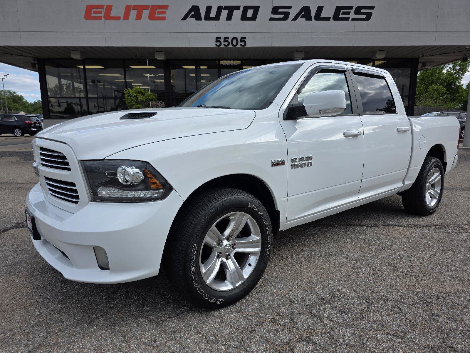 Used 2017 RAM 1500 Sport w/ Convenience Group AWD/4WD image 1