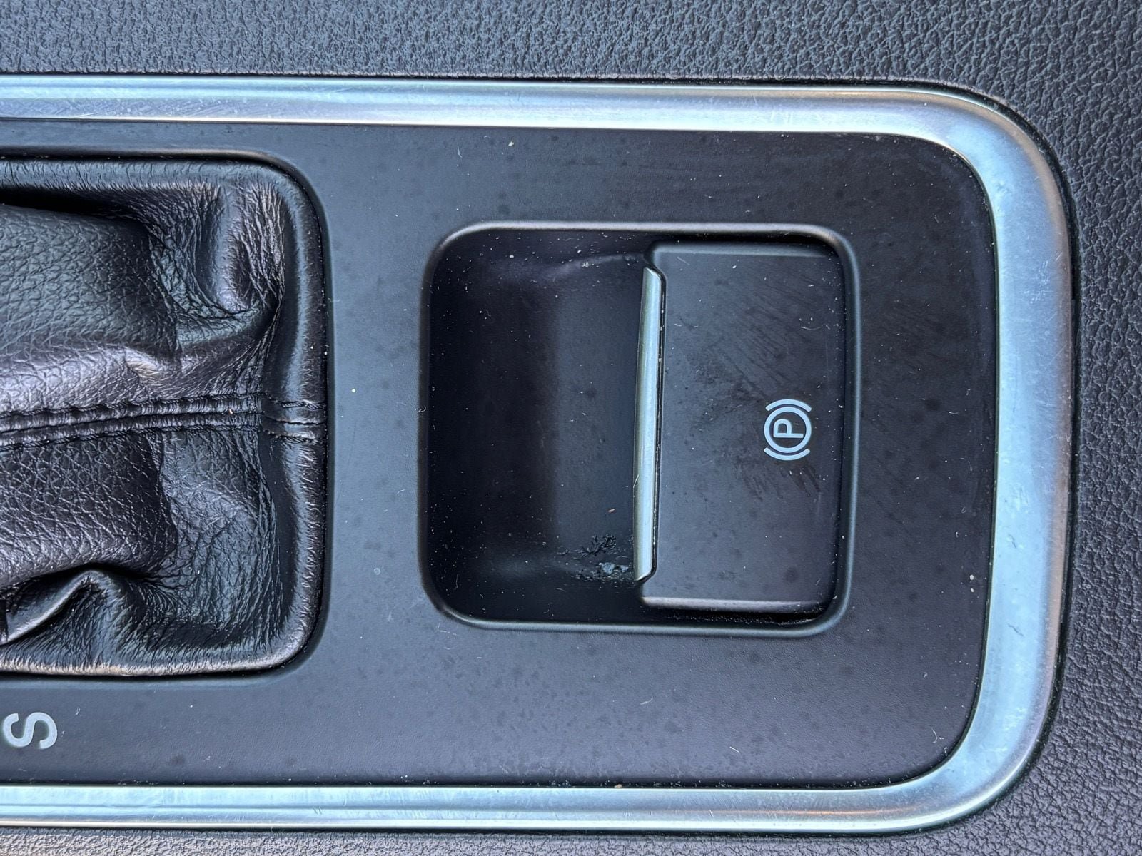 Used 2019 Ford Escape Titanium AWD/4WD image 32