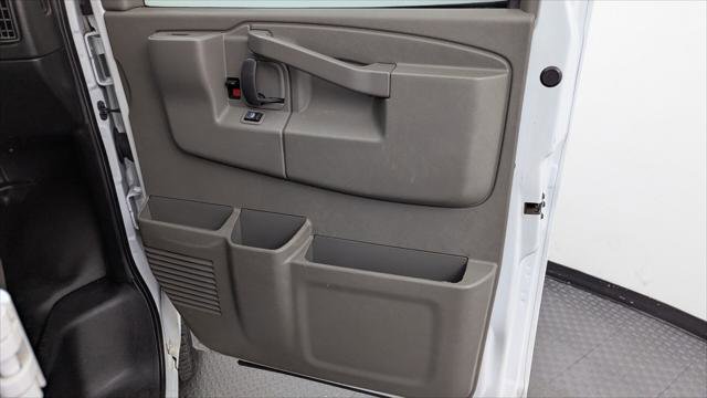 Used 2021 Chevrolet Express 2500 Extended w/ Driver Convenience Package RWD image 19