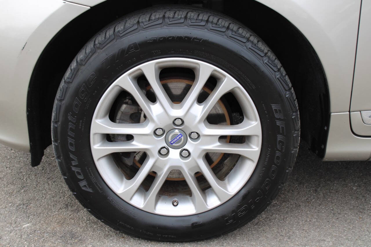 Used 2015 Volvo XC60 T5 Premier image 13