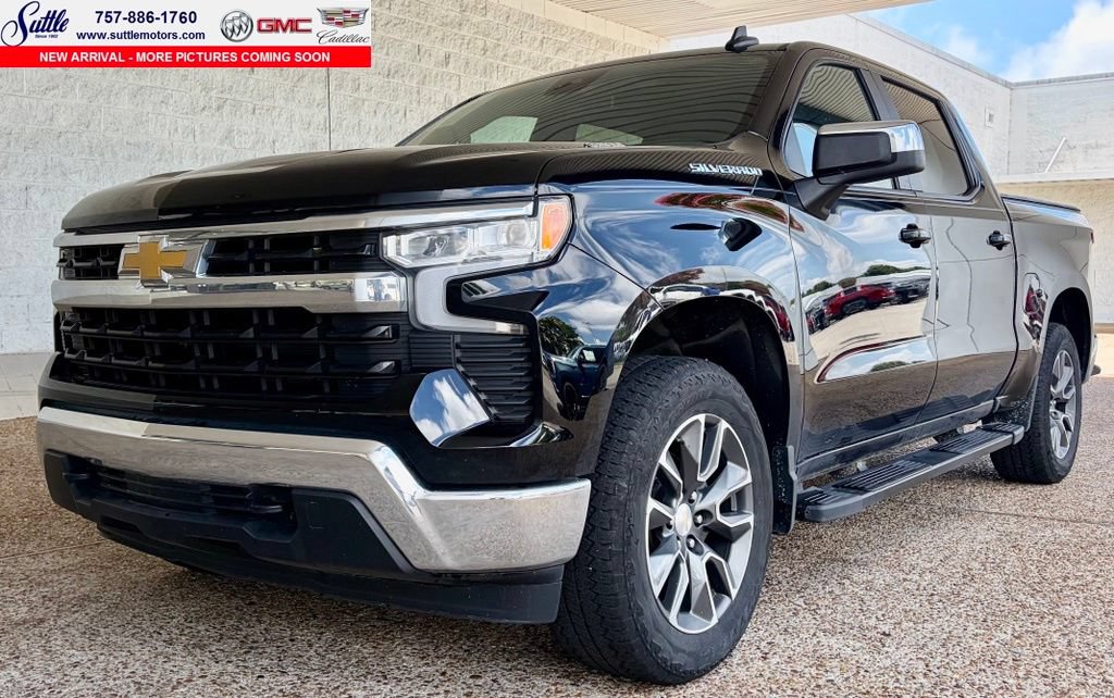 Used 2023 Chevrolet Silverado 1500 LT AWD/4WD image 1