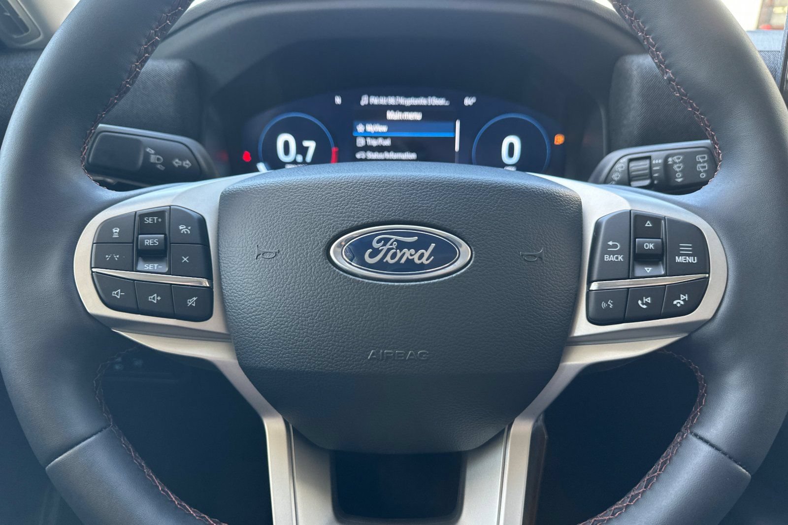 New 2026 Ford Explorer Active w/ Active Comfort Package RWD image 24