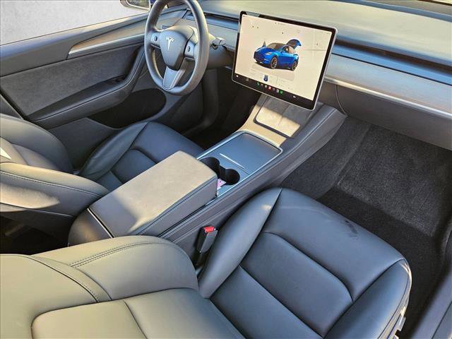 Used 2024 Tesla Model Y Long Range AWD/4WD image 26