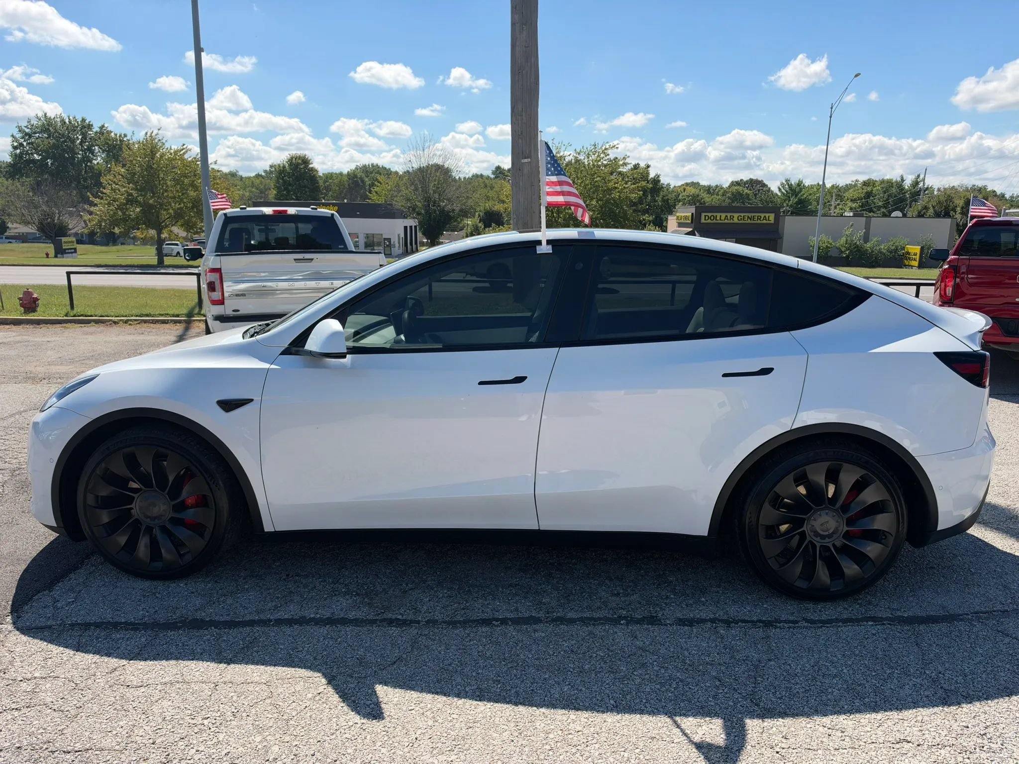 Used 2022 Tesla Model Y Performance AWD/4WD image 7